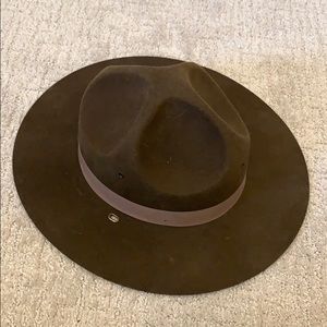 Vintage Mounty Hat